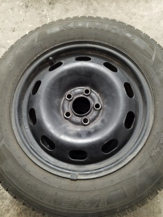 Диски  R15 с резиной зимней шкода Октавия