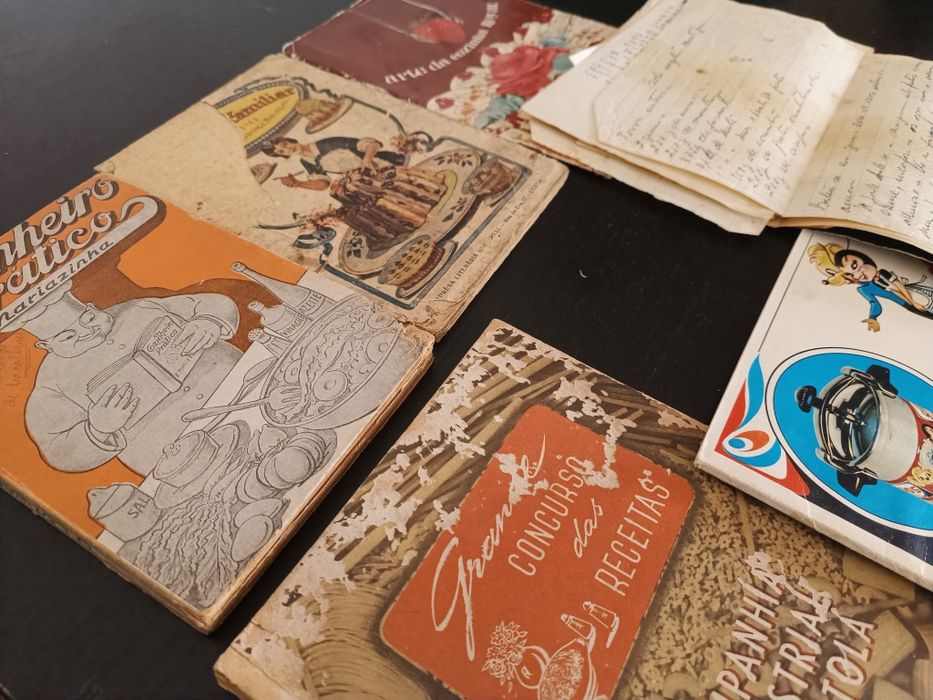 Livros e manuscritos de culinária/ cozinha