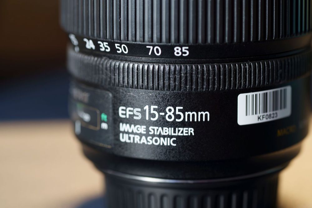Canon 15-85mm f/3.5-5.6 IS USM – Excelente Estado