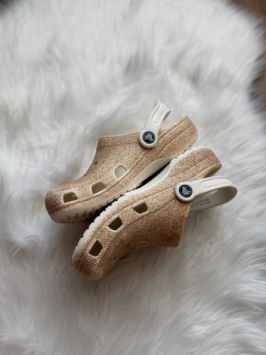 Crocs j3