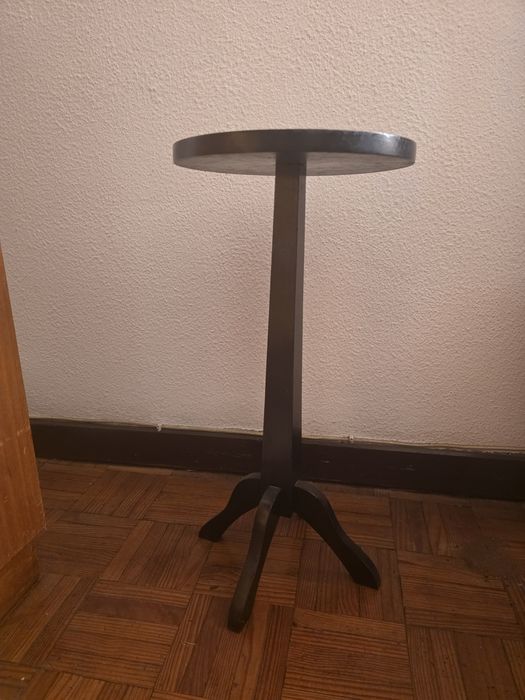 3 Mesas de apoio