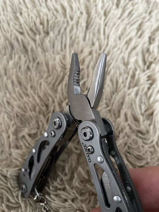 Мультілок Брелок плоскогубці пилка натфіль ніж викрутки