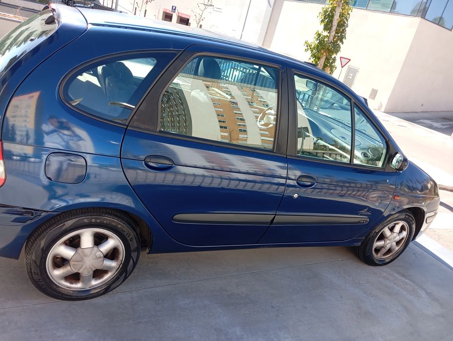 Renault Scenic impecável