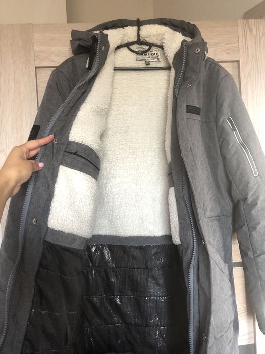 Чоловіча зимова куртка