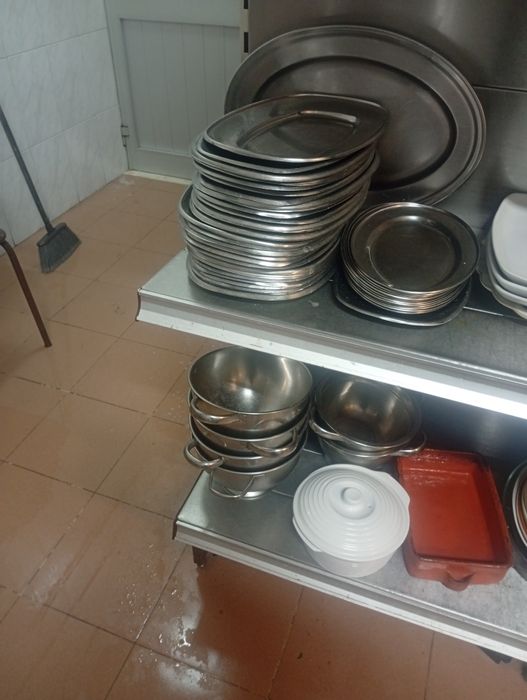 Loiça de inox grande