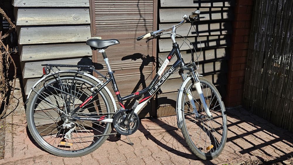 Rower Eurobike trekingowy 28''