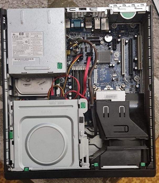 Лицензионная рабочая станция HP Z200, настольный портативный компьютер