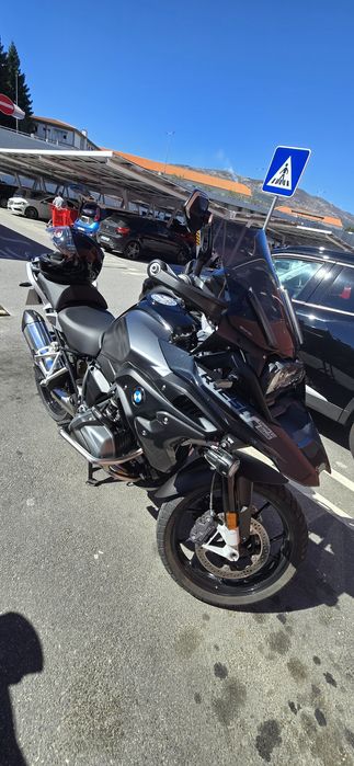 BMW R1250GS Triple Black Akrapovic