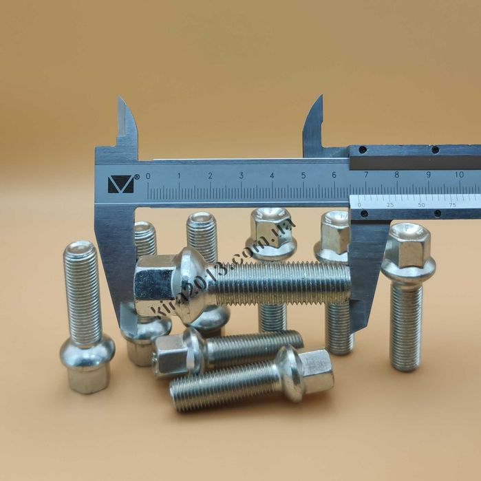 Колесные болты Мерседес М14х1,5 45мм сфера длинные болты Mercedes