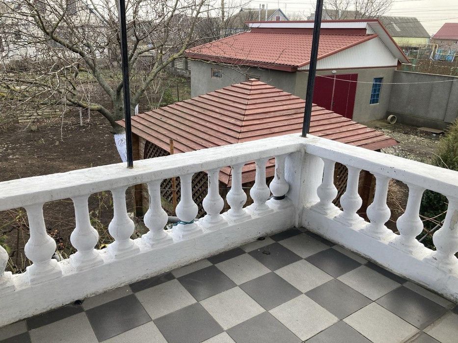 Продам жилой дом с коммерческим помещением.(213-709)