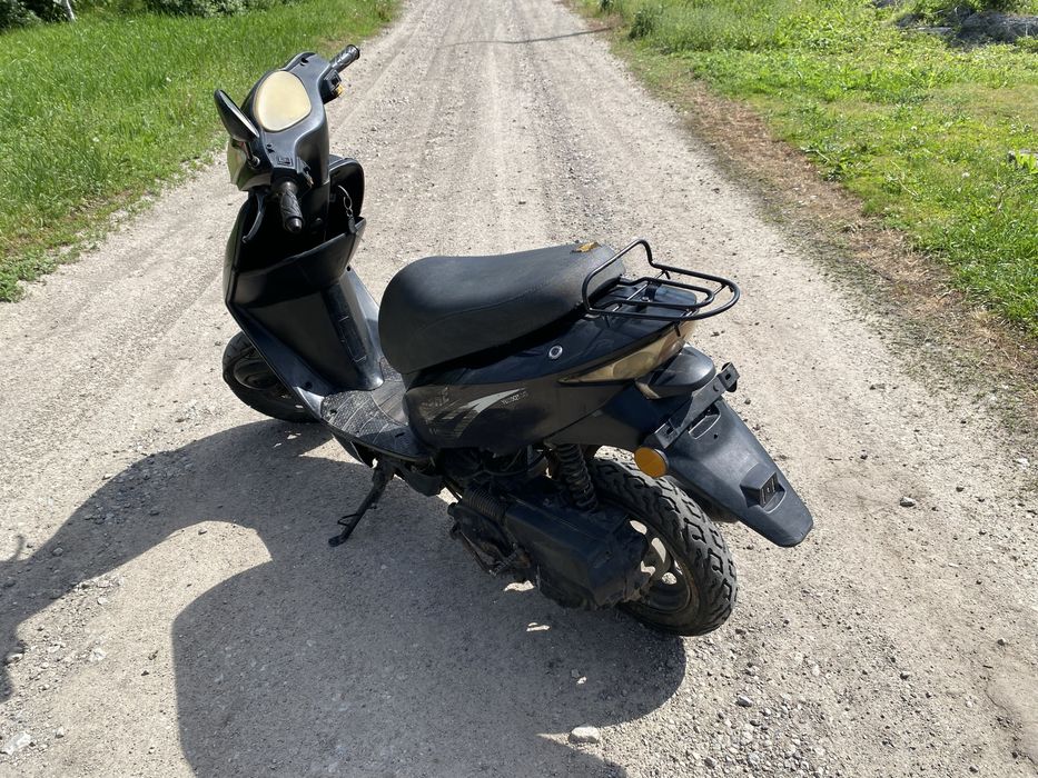 Продаи скутер 4х тактный