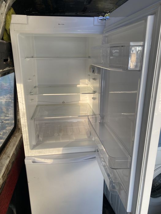 Холодильник Bauknecht