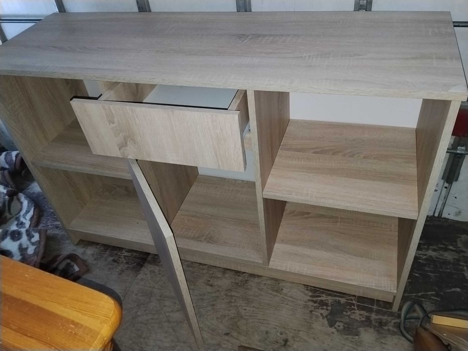 Komoda dąb sonoma i nne meble w tym kolorze