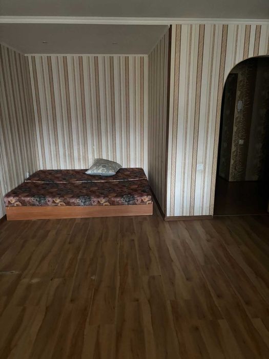 (3) Продам 1-кімнатну квартиру на Київській 0691