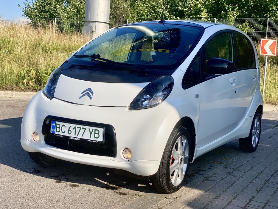 Продам в гарному стані citroen c-zero