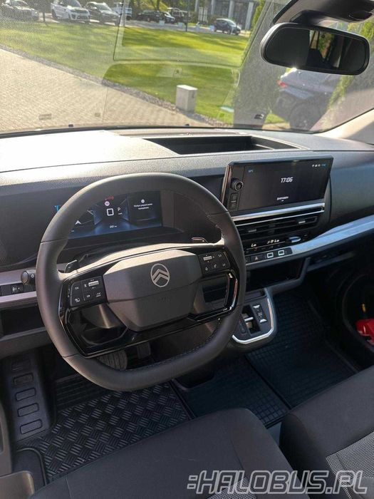 Bus Citroen Spacetourer 2025 9 osobowy Wypożyczalnia busów  -10%