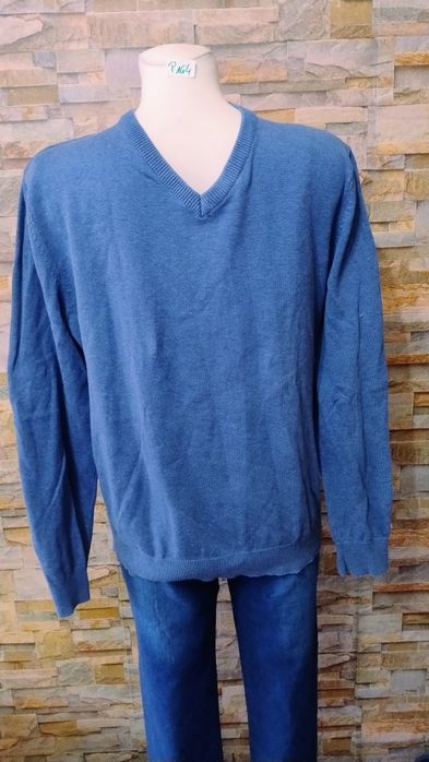 Męski bawełniany sweterek w serek rozmiar M