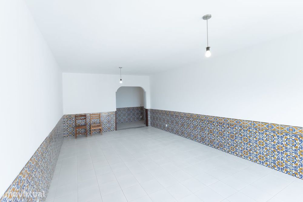 Apartamento T4 com Vista Deslumbrante para o Rio – Setúbal