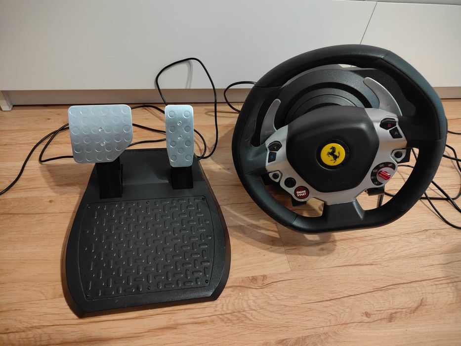 Kierownica Thrustmaster TX Racing Wheel Xbox One kierownica thrustmaster tx xbox one