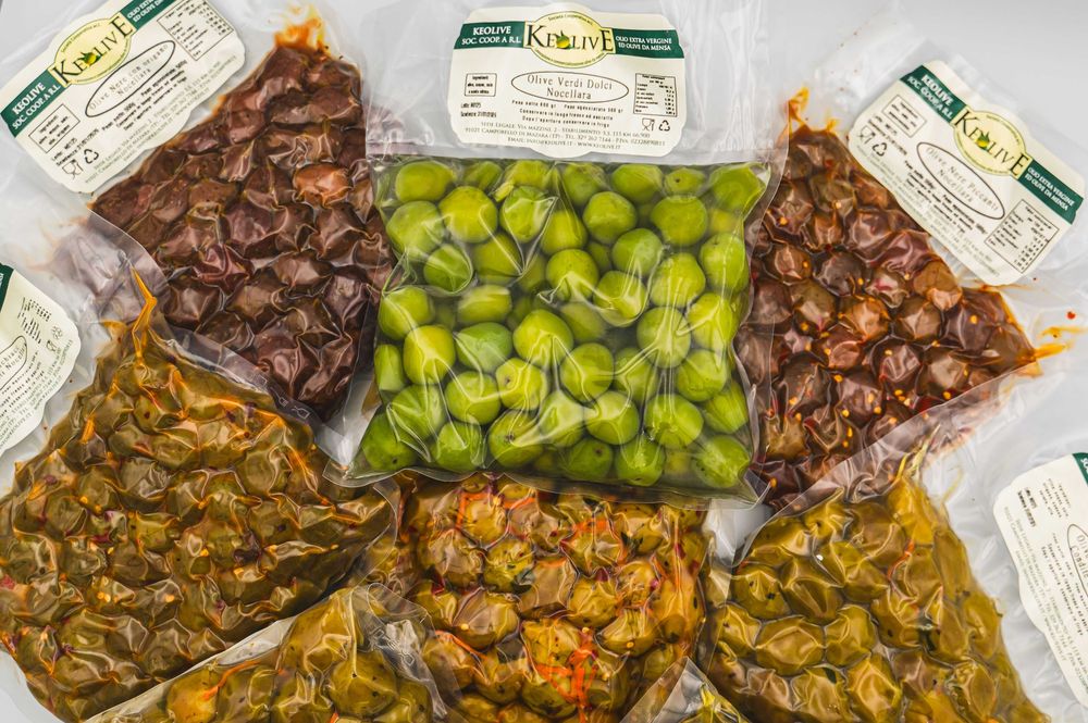 Sycylijskie oliwki Giarraffa  z oregano marchewką i selerem 500g