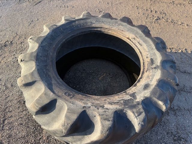 Opona Leśna  700/55-34 LSMG