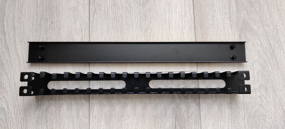 Кабель-органайзер 19" 1U металевий