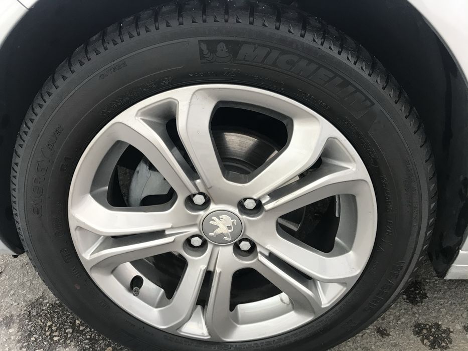 Peugeot 208 1.4 HDi | Económico | Muito estimado | Pronto a circular
