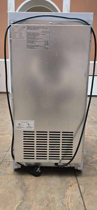 Льодогенератор Vevor SKF-B30F-D-43R з можливістю підключення води з бутля або водогону