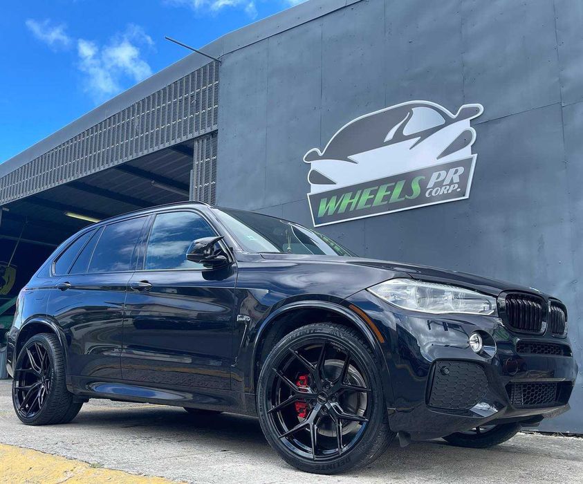 Диски R20 5x120 BMW X5 X6 E53 E70 F15 E71 F16 VOSSEN разноширокие черные ковка