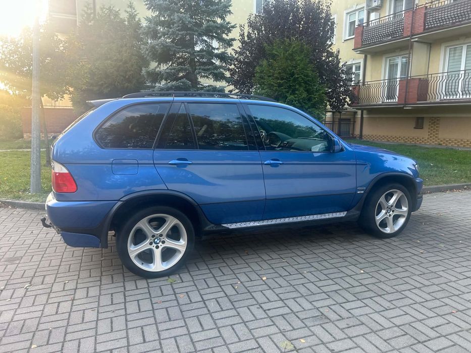 BMW X5 E53 4.6is V8
