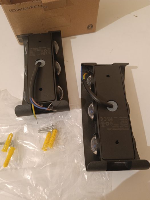 Zestaw 2x Nowoczesna Zewnętrzna Lampa Ścienna LED 12W, 4500K, IP65 - W