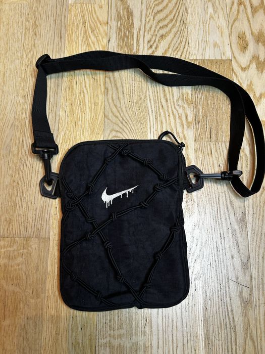 Мессенджер Nike swosh