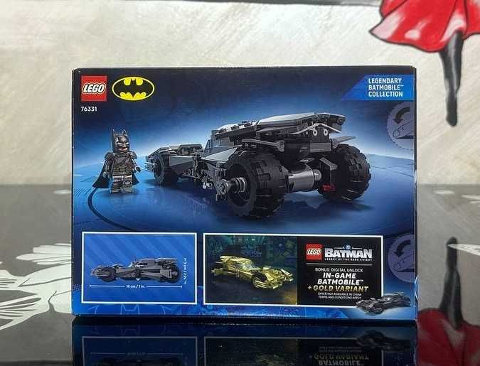 Конструктор LEGO Super Heroes DC 76331 Бетмобіль Бетмен проти Супермен