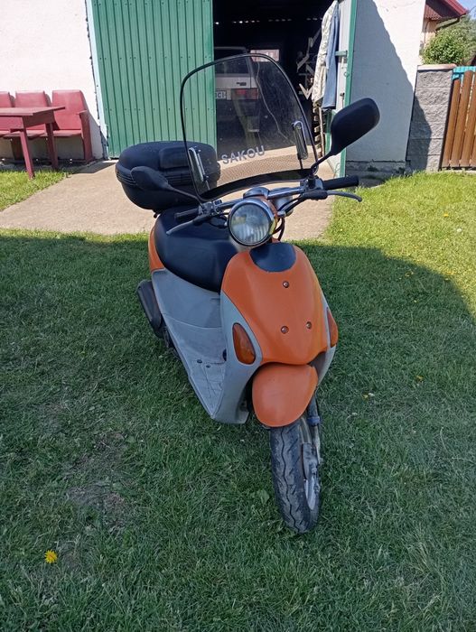 SUZUKI скутер в гарному стані