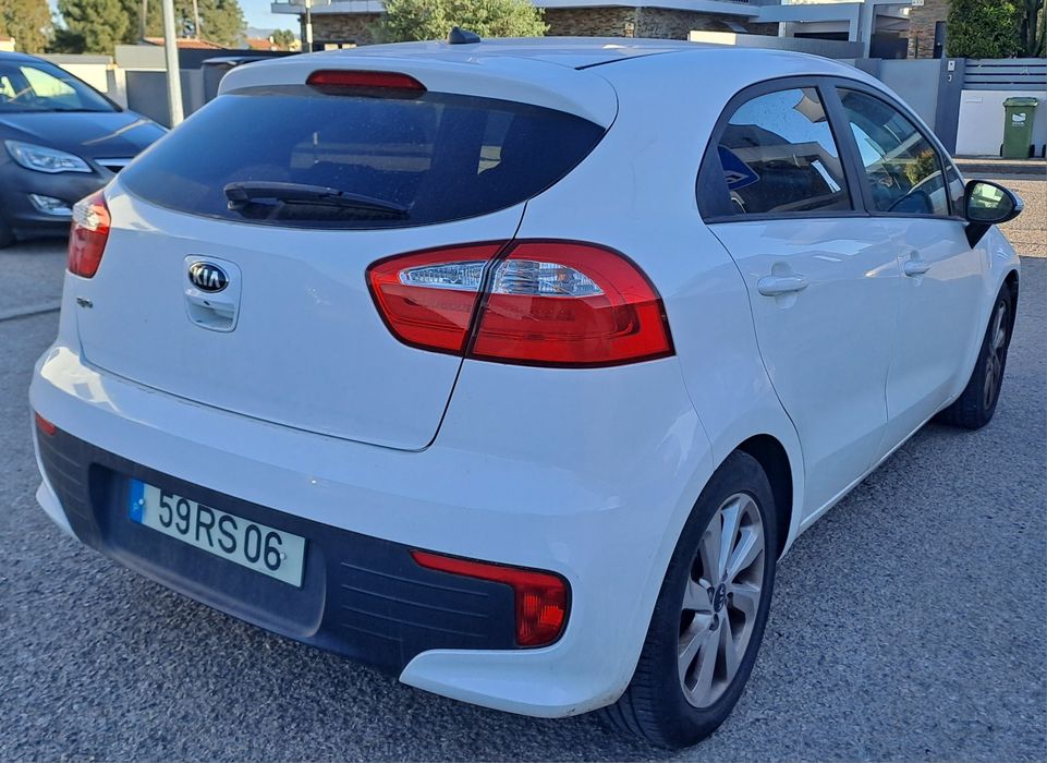 Kia Rio 1.2 gasolina
