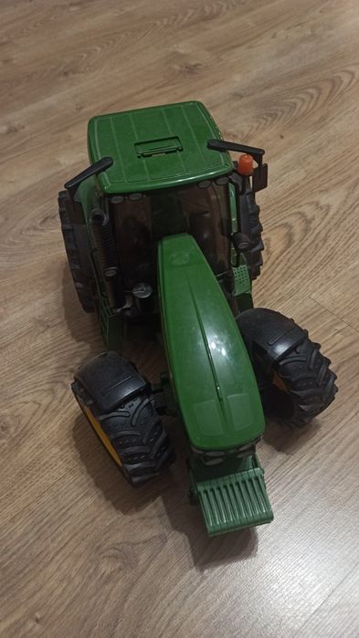 Traktor John Deere