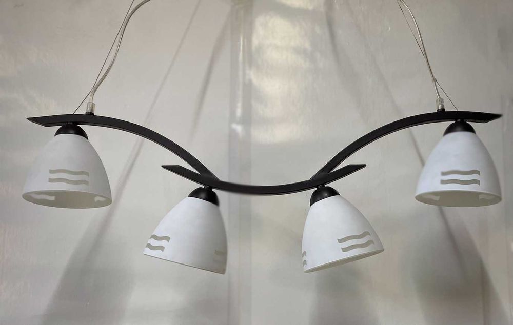 Люстра - Світильник на 4 плафона - Нова