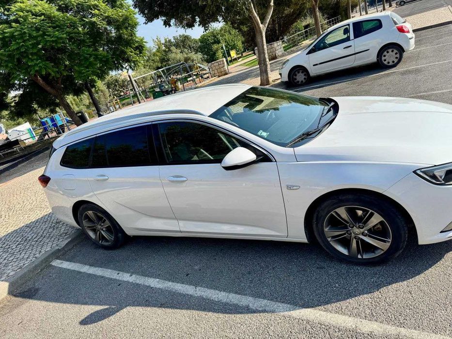 Opel Insignia Sports Tourer 1.5 Turbo 2019 | 68.000 km | 165cv