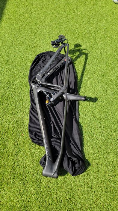 Quadro Mondraker F-Podium SE L + Suspensão Traseira Öhlins TTX1 Air