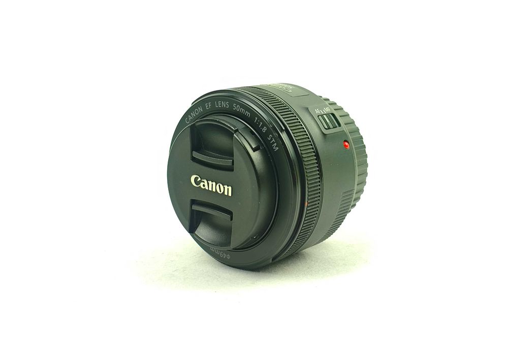 Світлосильний об'єктив Canon EF 50mm 1:1.8 STM (50мм, портретник)