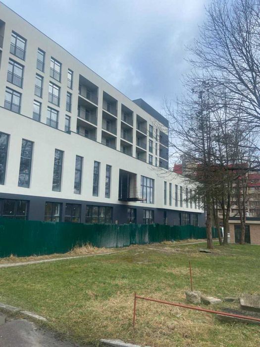 Моршин , вул. Івана Франка продаж комерційної нерухомості ( медичне)