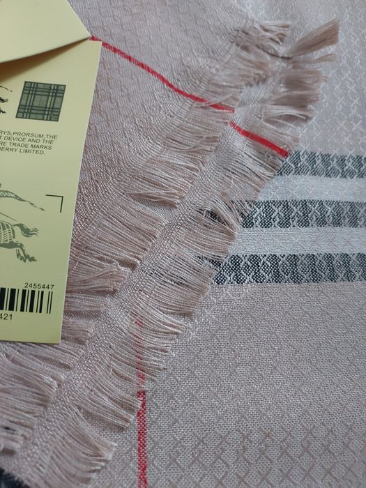 Szal Burberry Nowy opakowanie