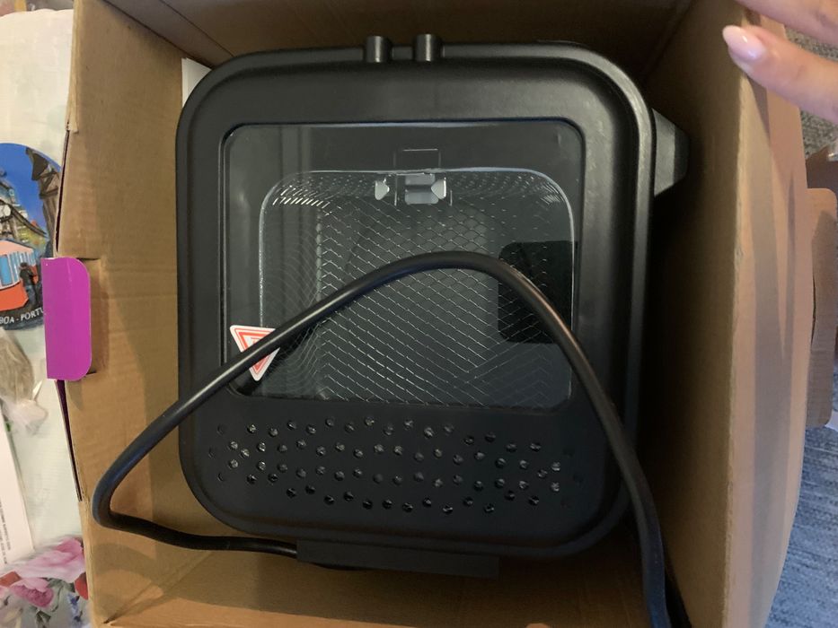 Fritadeira Elétrica 1,5L Nova