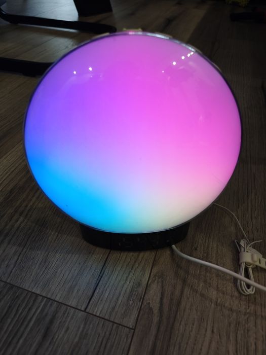 Lampka LED z bluetooth