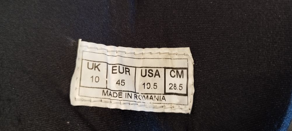 Dois pares de Patins