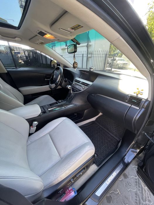 Lexus RX 350 власник