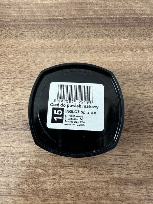 Zestaw 3 cieni do powiek Inglot, Rimmel, Revlon