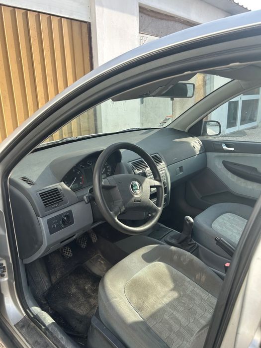 Carro Skoda Fábia