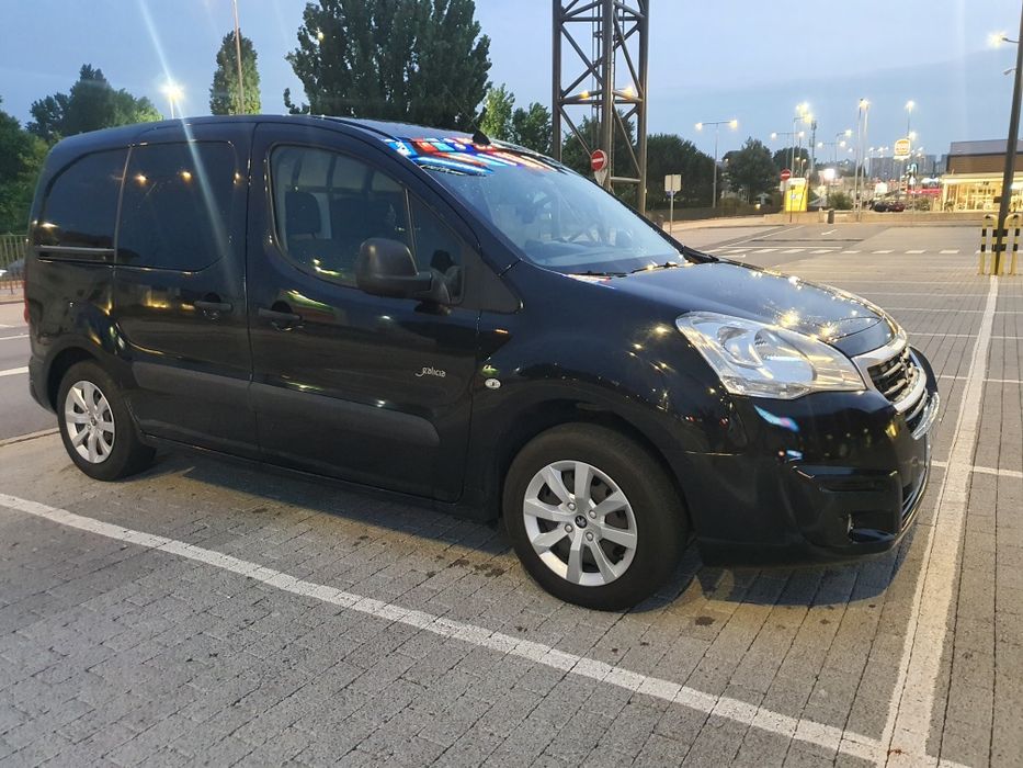 Peugeot Partner 3 lugres 120cv 6 vel.