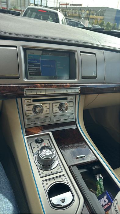 Jaguar 3.0d v6 275cv